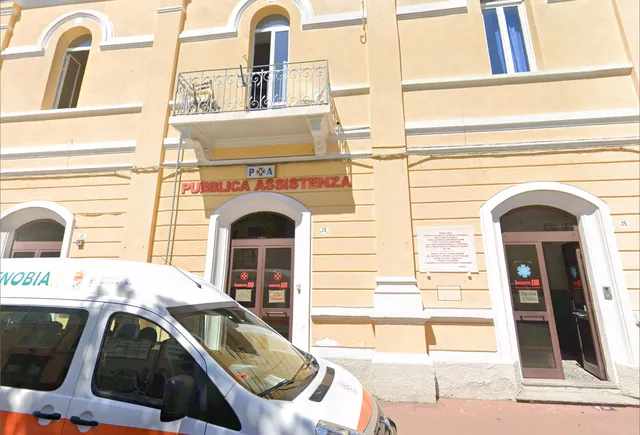 Ingresso della Pubblica Assistenza di Piombino in Via Giordano Bruno